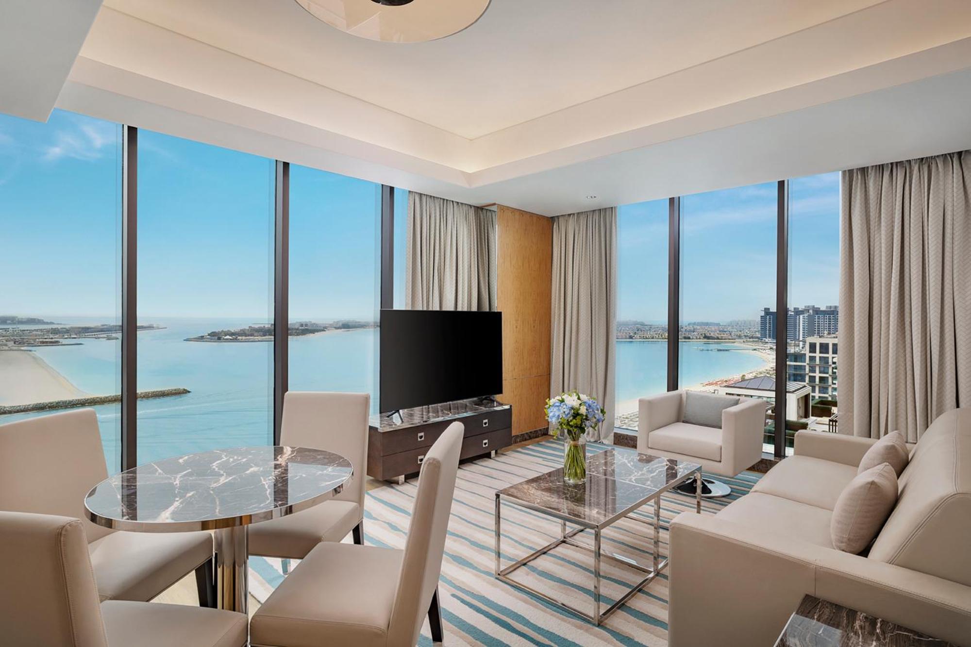 Two-Bedroom Suite Sea view Lounge Access